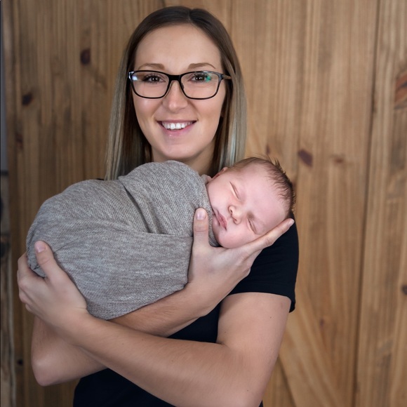 Meet your Posher, Kally - Picture 1 of 1